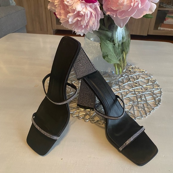 New BILLINI Quintana heel size 9 - Picture 2 of 11